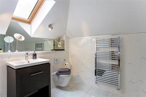 6 Connaught Square, Winchester, SO22 5QQ