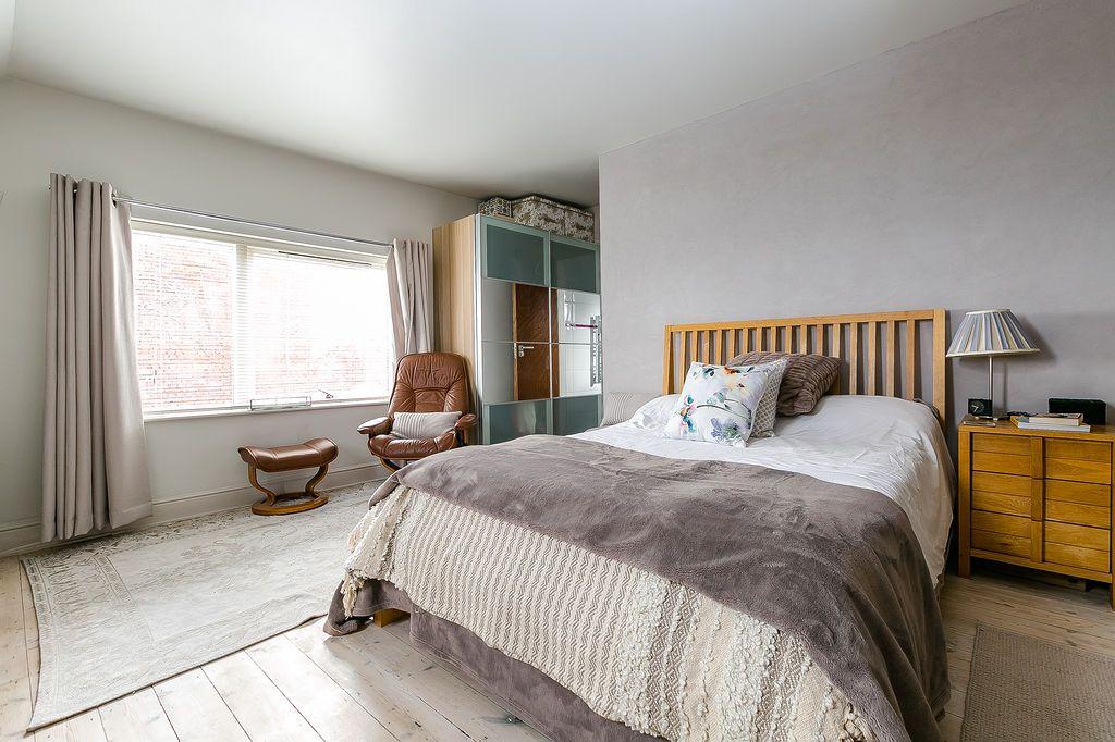 Bedroom 1 (Double with Ensuite)