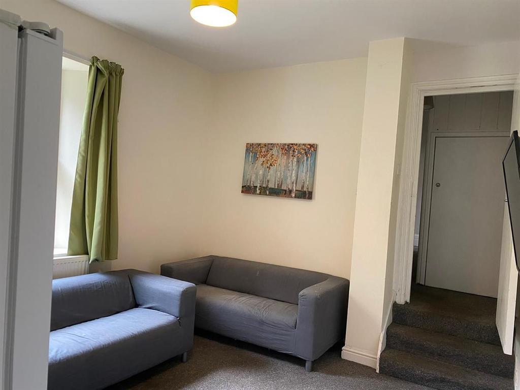 Wilton Gardens, WestonSuperMare 1 bed in a house share £415 pcm (£