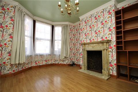 6 Dunkeld Road, London, SE25 6QH