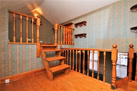 6 Dunkeld Road, London, SE25 6QH
