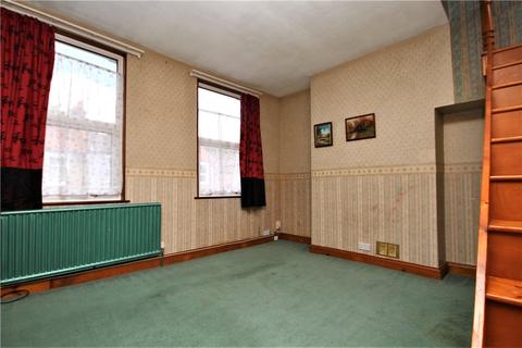 6 Dunkeld Road, London, SE25 6QH