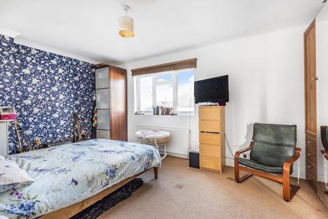 46 Pontefract Road, Bromley, BR1 4RB