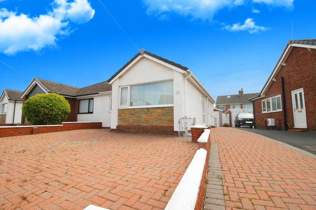 Sevenoaks Drive, ThorntonCleveleys, FY5 2 bed bungalow £140,000