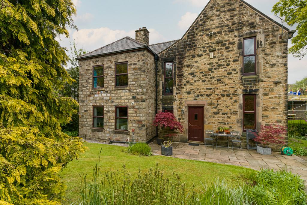 Shaw Hall Bank Road, Greenfield, Saddleworth 4 bed detached house £