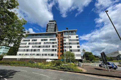 2 bedroom apartment to rent, Skyline Plaza, Basingstoke RG21