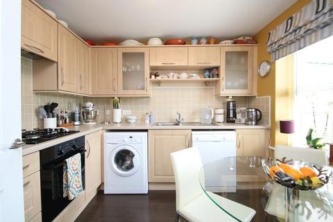7 Larch Close, Nuneaton, CV10 9FE