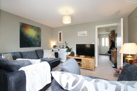 7 Larch Close, Nuneaton, CV10 9FE