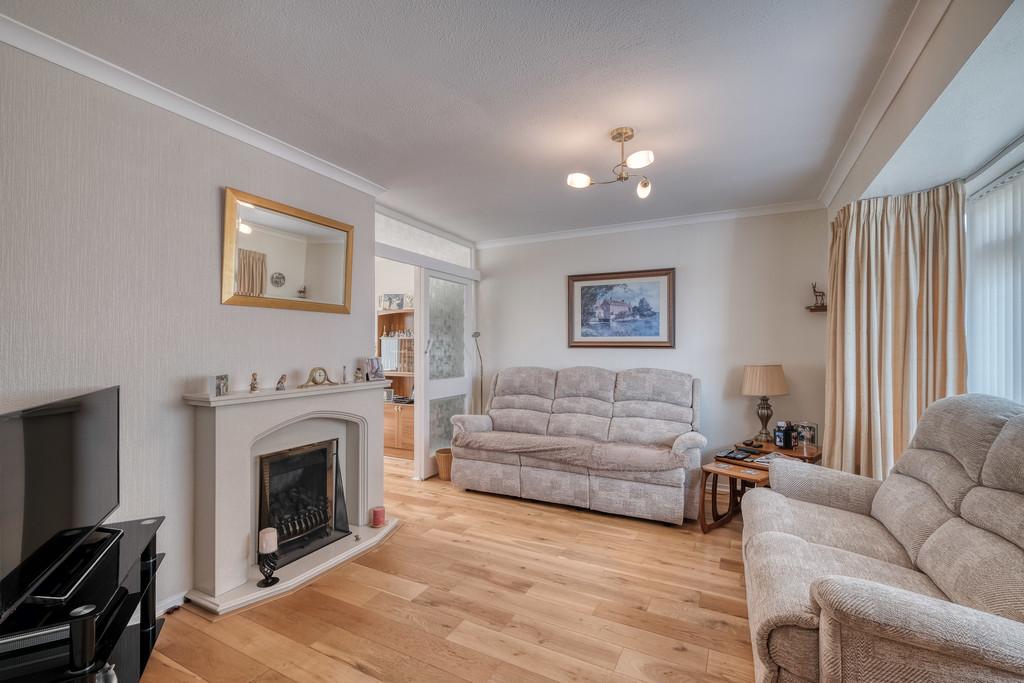 Wendron Close, Bromsgrove, B60 2LT 3 bed semidetached house £325,000