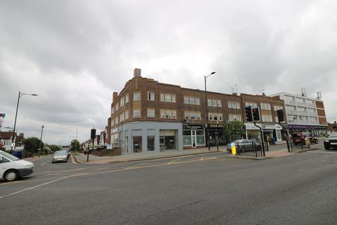 Office to rent - London Road, Leigh-on-Sea