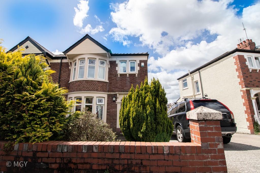 Richs Road, Birchgrove, Cardiff 3 bed semidetached house £1,300 pcm