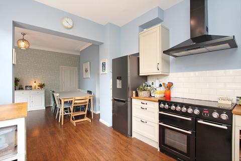 36 Belgrade Road, Hampton, TW12 2AZ