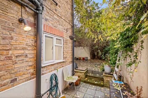 undefined, Armadale Road, Fulham, London