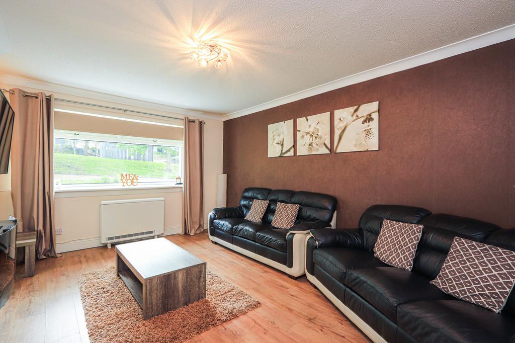 Ravenscraig Drive, Priesthill, Glasgow 2 bed ground floor flat for sale