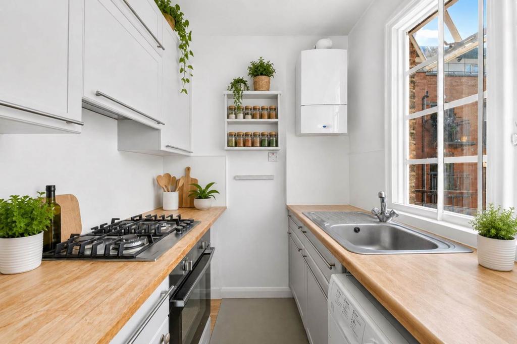 Apartment in London - View 3