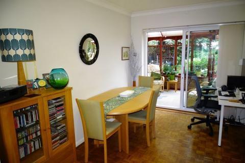71 Clockhouse Lane, Ashford, TW15 2EP