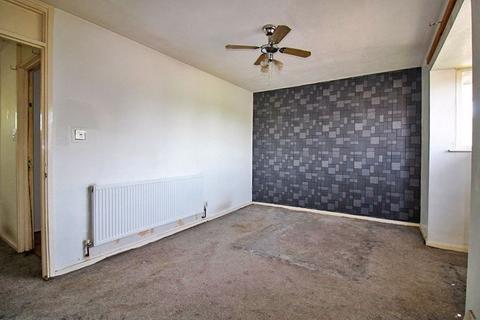 1 Whitburn Close, Wolverhampton, WV9 5NH