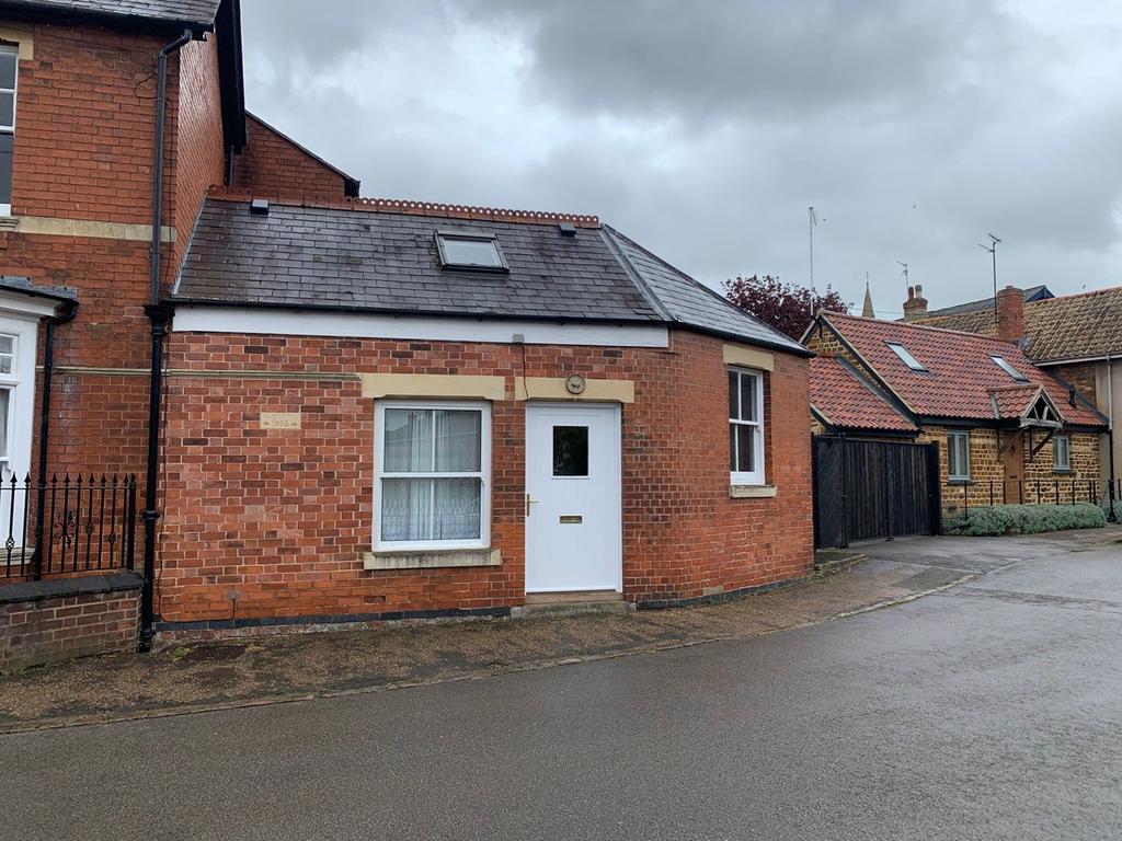 Chapel Street, Ringstead, Kettering, NN14 1 bed character property £