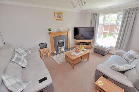 63 Curtis Drive, Coningsby, Lincoln, LN4 4NQ