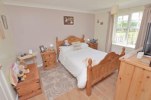 63 Curtis Drive, Coningsby, Lincoln, LN4 4NQ