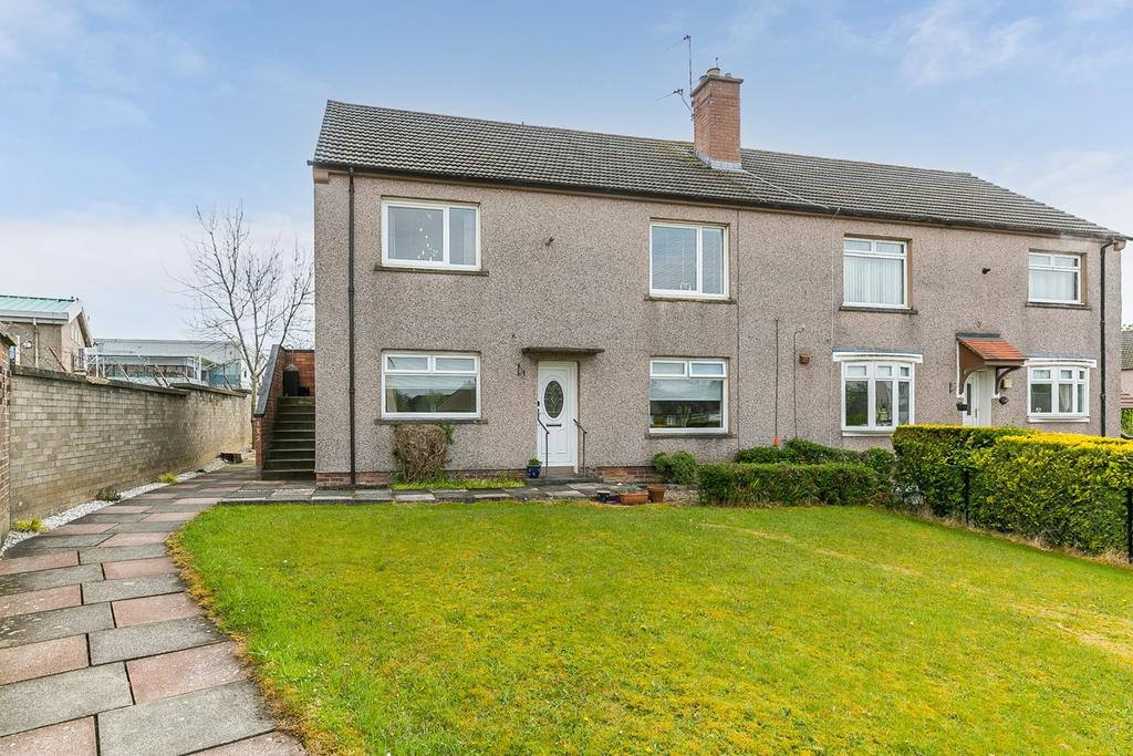 Montrose Crescent, Hamilton, ML3 4 bed flat £115,000