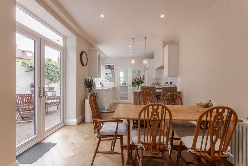 Moor Crescent, Gosforth, Newcastle... 6 bed terraced house £725,000