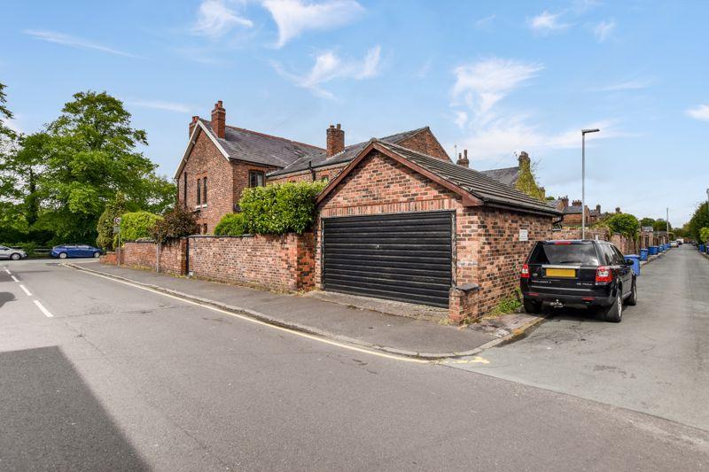 Fairfield Road, Stockton Heath... 4 bed semidetached house £475,000
