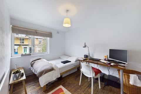 13 Abersham Road, London, E8 2LN