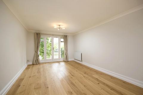 2 bedroom apartment to rent, Kenton Court, Clevedon Road, Twickenham, TW1