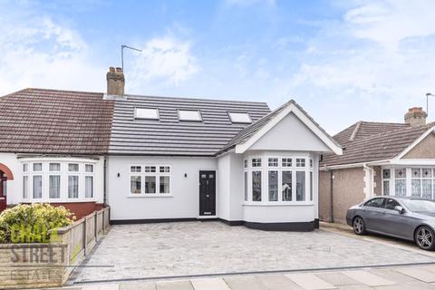 176 Carlton Road, Gidea Park, Romford, RM2 5BE