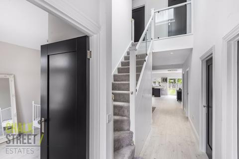 176 Carlton Road, Gidea Park, Romford, RM2 5BE