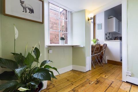 Flat 2/3a, 10 Niddrie Square, Glasgow, G42 8QE