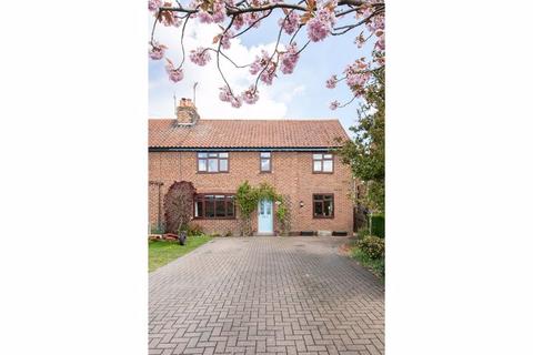 Stepney Easingwold Road, Huby, York, YO61 1HN
