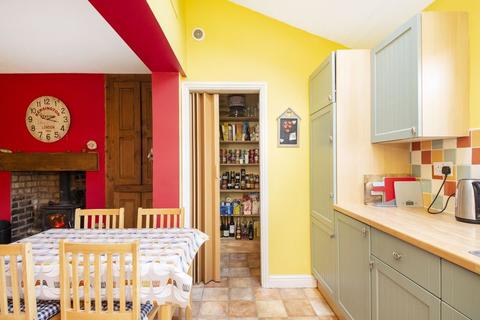 Stepney Easingwold Road, Huby, York, YO61 1HN