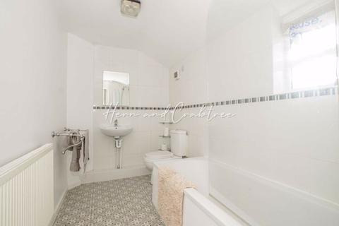 Flat 1, 63 Romilly Road, Cardiff, CF5 1FL
