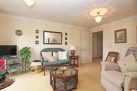 2 bedroom retirement property for sale - Stockbridge Road, Chichester