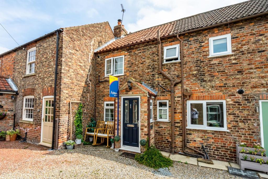The Village, Strensall, York 2 bed terraced house £210,000