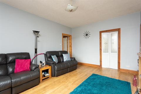 6 Hill Garden, Coupar Angus, Blairgowrie, PH13 9AX