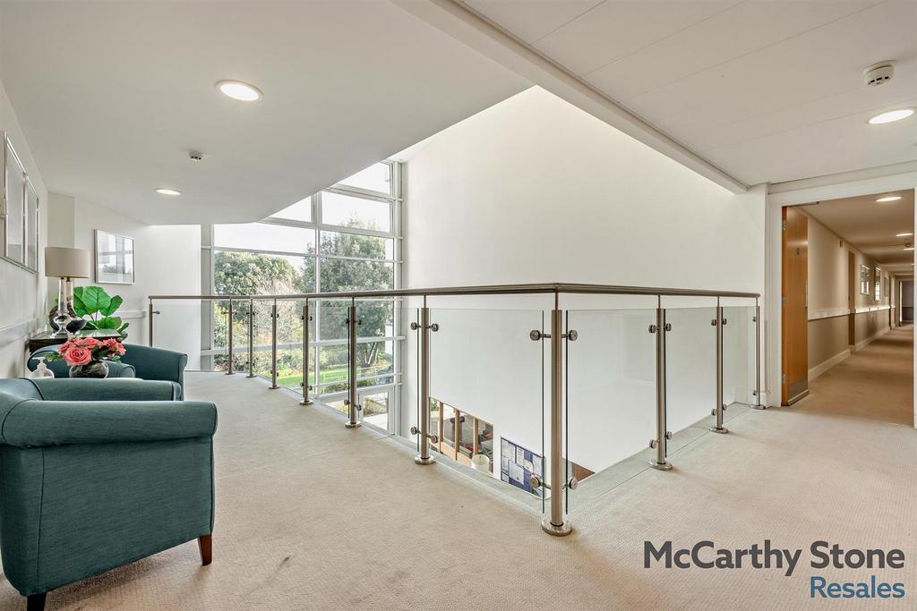 8671039-interior18-800.jpg