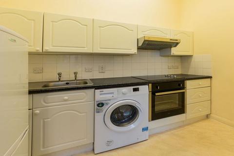 2 bedroom flat to rent, N7