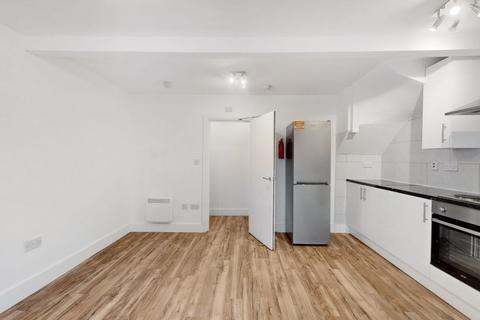 2 bedroom flat to rent, N7