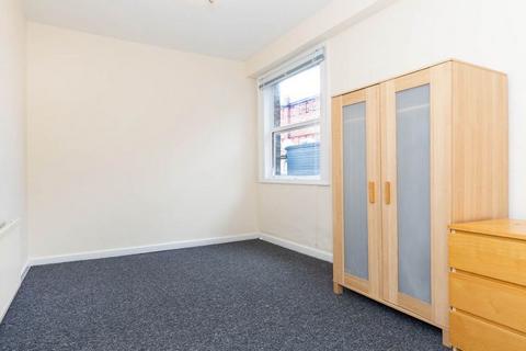 3 bedroom flat to rent - NW1