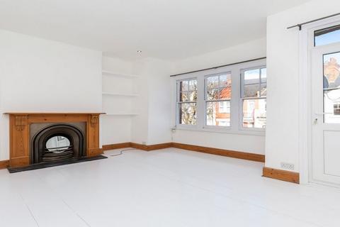 2 bedroom flat to rent, N8