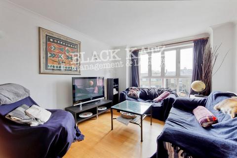 2 bedroom apartment to rent, SW4