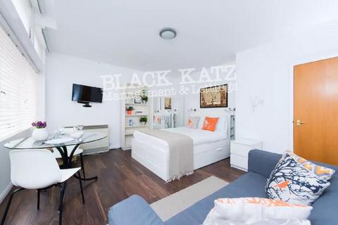 undefined, SE1