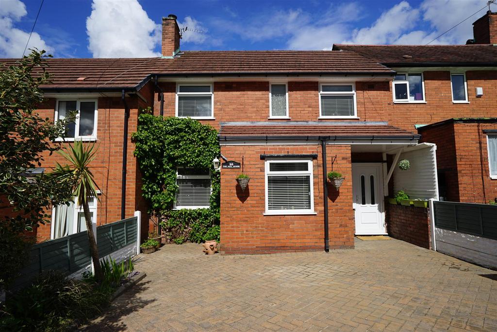 Longworth Road, Horwich, Bolton 3 bed townhouse £175,000