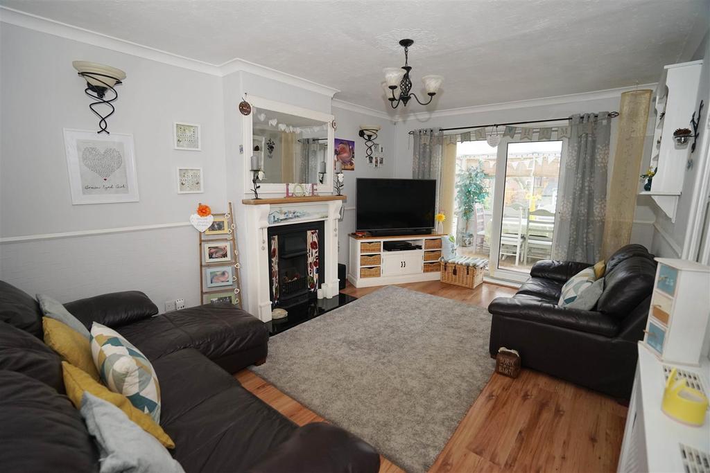 Longworth Road, Horwich, Bolton 3 bed townhouse £175,000