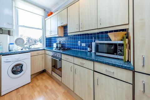 2 bedroom flat to rent, N8