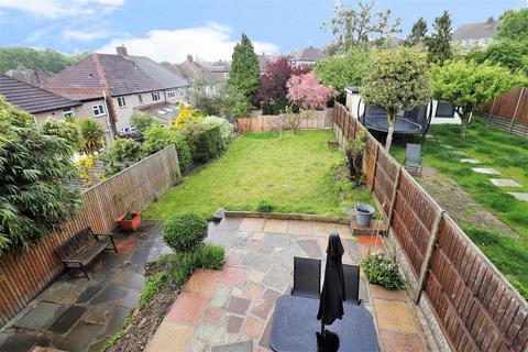 32 Brasted Close, Bexleyheath, DA6 8HX