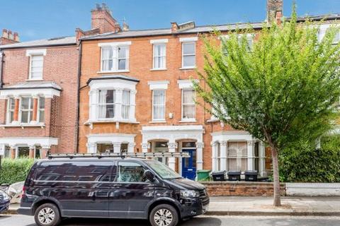 2 bedroom apartment to rent, NW3